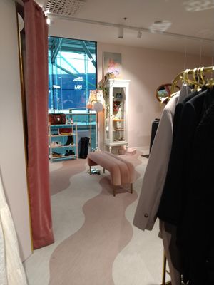 One dressing room but its enough. Nice atmosphere. at HEL - Relove - T2 in Vantaa