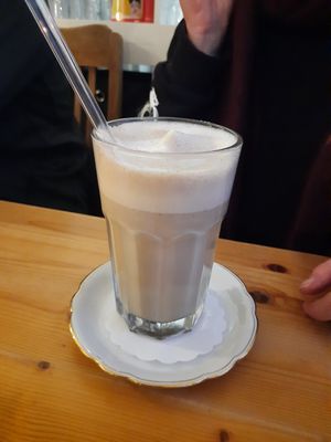 Veganer ChaiLatte at Café KaffeeZauber - Das Original in Bischofsheim
