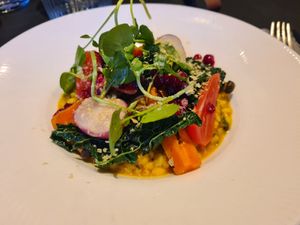"Wheatotto" combined with a varity og roasted, fresh and picked veggies. at MellemRum in Aarhus