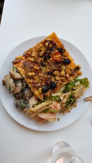 Die vegane pizza at Glo - Laugavegur in Reykjavik