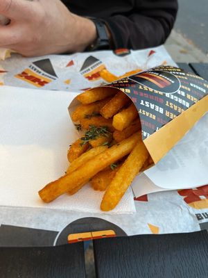 Fritter med timian  at Burger Beast in Silkeborg