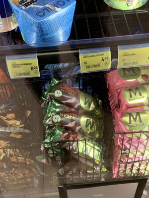 Ice creamm  at HEL - Alepa - T2 in Vantaa