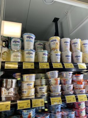 Yoghurts   at HEL - Alepa - T2 in Vantaa
