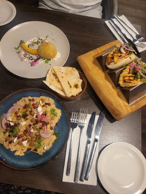 Deep Fried Courgette, Korean Bao Buns, and Hummus Platter at Bwyd Da Bangor in Bangor