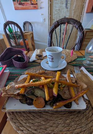 Delicious and vegan at Art Kafé in Santa Maria