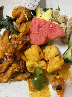 Mixed platter   at Vô Vi in Hanoi