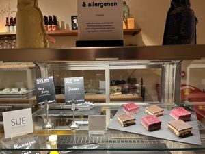  at Café Laken in Leiden