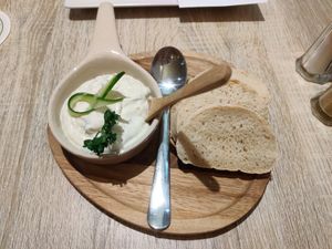 Veganes Zaziki at Plaka in Dortmund