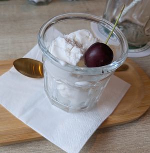 Veganes Kokoseis at Plaka in Dortmund