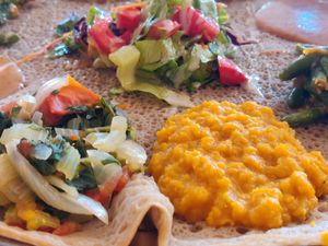 אוכל מעולה! at Tenat in Tel Aviv