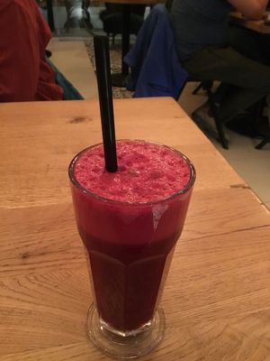 Fresh Apple Beetroot juice at Tenat in Tel Aviv