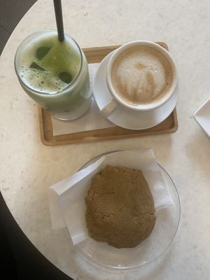   at Oats Day Long   in Brussels