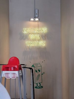 Inside   at Oats Day Long   in Brussels