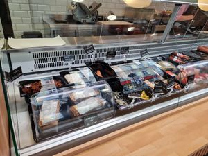 Vegane Frischetheke. at Die Vegane Fleischerei - Frauenstraße in Munich