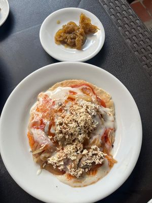 Una fusión de sabores con una arepa cómo base + el postre at Delicias  Naturales in Bucaramanga