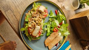 Avo Toast at Hexagon in Koh Phangan