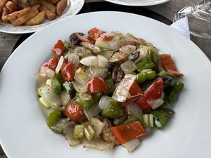 Alambre  at Coworkafe & Coworkantina in Rio Dulce