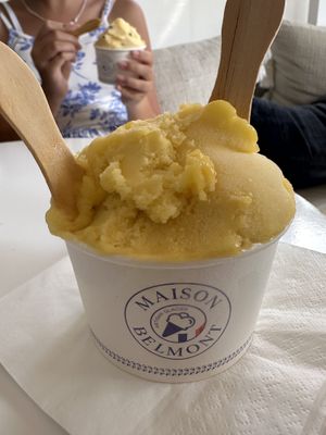 Mango nom!   at Maison Belmont in 