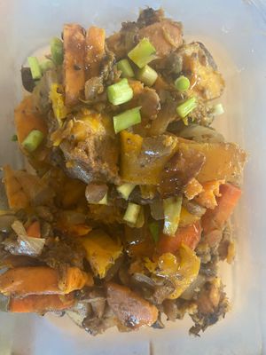 Ital Caribbean Hash
Sweet potatoe, pumkin, plantain, yellow onion, mushrooms, carrot, green local peppers, green onion
& gandules  at Suka Kitchen Culebra  in Culebra