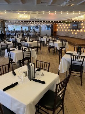 Event & special occasion side at Brianno's Chart House Restaurant in Lakeville