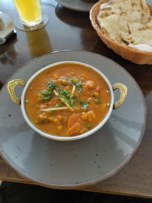  at Golden India in Kolin