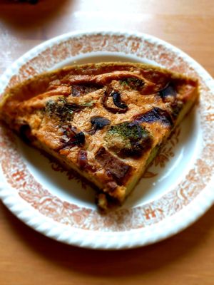 Quiche with mushrooms and broccoli at Les Belles Âmes Pâtisserie in Lyon