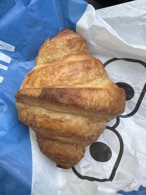   at Les Belles Âmes Pâtisserie in Lyon