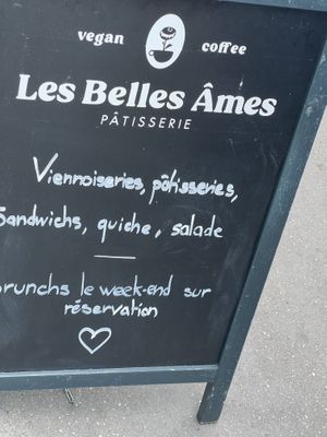 Logo  at Les Belles Âmes Pâtisserie in Lyon