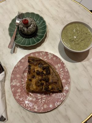   at Les Belles Âmes Pâtisserie in Lyon