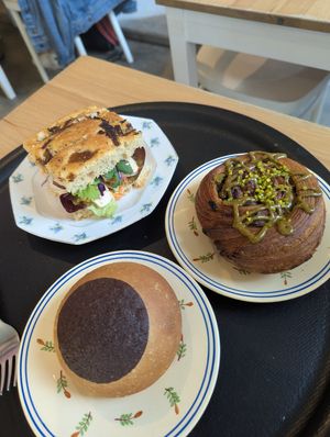  at Les Belles Âmes Pâtisserie in Lyon