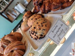 Brioche pepites chocolate at Les Belles Âmes Pâtisserie in Lyon