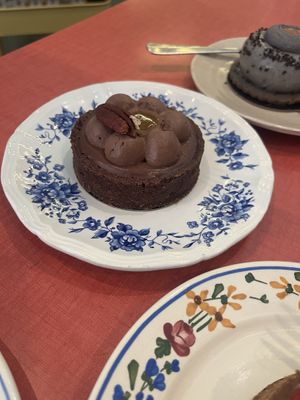   at Les Belles Âmes Pâtisserie in Lyon