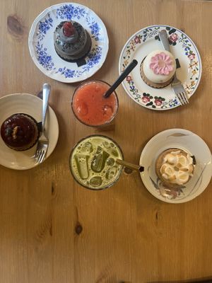   at Les Belles Âmes Pâtisserie in Lyon