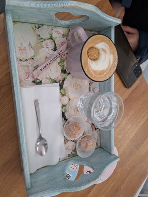  at La Donuteria in Martin