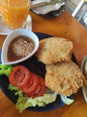 Myanmar potato cakes at Salween River Restaurant in Mae Hong Son