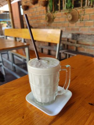 Refreshing banana smoothie at Salween River Restaurant in Mae Hong Son