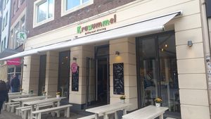 Plenty of seating inside and out at Krawummel in Muenster