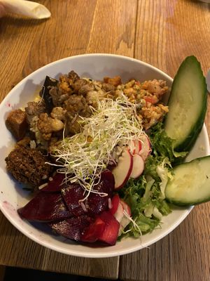 Indian Curry Bowl (13,90€)  at Krawummel in Muenster