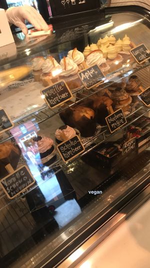 lots of cupcakes to choose from   at Krawummel in Muenster