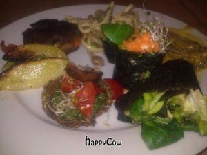 Delicious raw and cooked vegan food at the Veganz Buffet Brunch! Amazing! at Veganz Buffet Brunch - ExtraVeganz in Berlin