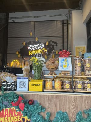 Coco Mango counter   at COCO MANGO - Prapokkloa Rd in Chiang Mai