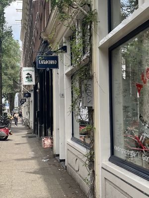 Storefrontt  at Lait De Choco in Amsterdam