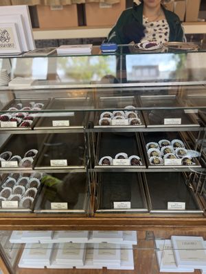 Availability at 3 pm on a Friday🍫  at Lait De Choco in Amsterdam