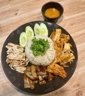Kao Man Kai #Veganuary at Pang Home Jung Vegan & Vegetarian Restaurant in Chiang Mai