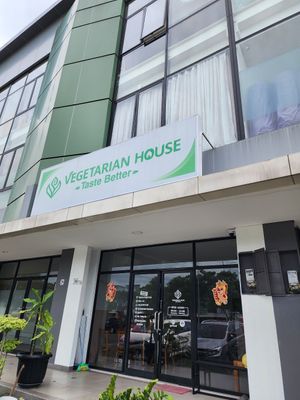 Outside at Vegetarian House - Terrace 9 in Banten