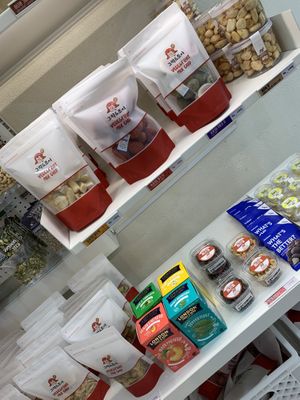 Vegan snacks  at Greek Enjoy! 그릭앤조이 in Hwaseong