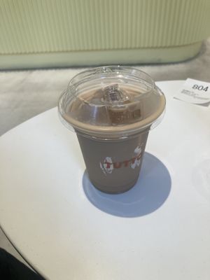 Iced latte   at Posh ポッシュ in Tokyo
