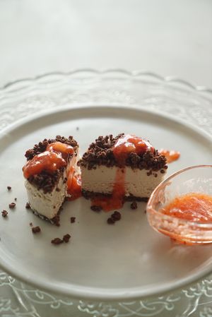 Cacao nibs raw cheese cake at Cafe Enough カフェ イナフ in Shizuoka