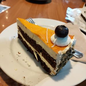 Maracujasahne at Café Prantl in Merano