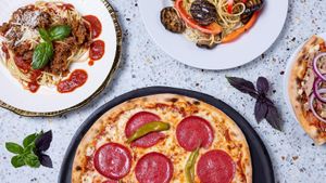  at Naina Vood - Pop Up in Berlin